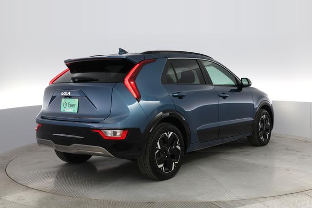 2023 Kia Niro EV — photo 2 of 37