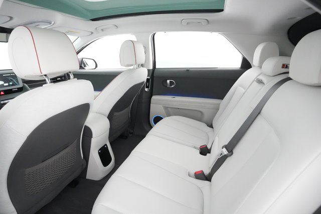 2023 Hyundai IONIQ 5 — photo 16 of 27