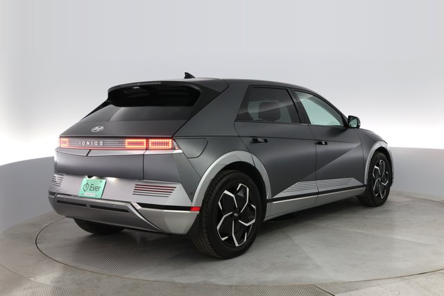 2023 Hyundai IONIQ 5 — photo 2 of 27