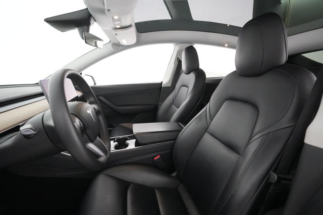 2021 Tesla Model Y — photo 3 of 33