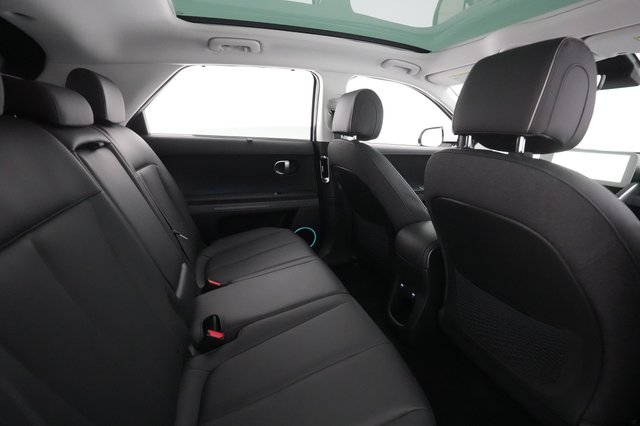 2023 Hyundai IONIQ 5 — photo 21 of 27