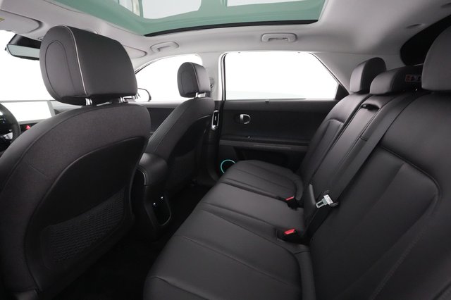 2023 Hyundai IONIQ 5 — photo 19 of 27