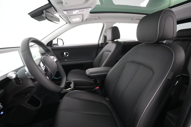 2023 Hyundai IONIQ 5 — photo 18 of 27