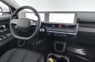 2023 Hyundai IONIQ 5 — photo 3 of 27