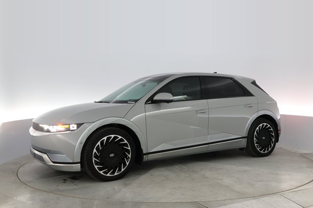2023 Hyundai IONIQ 5 — photo 10 of 28