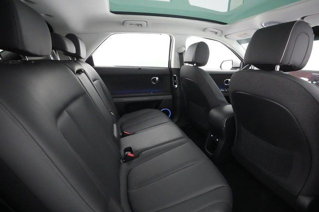 2023 Hyundai IONIQ 5 — photo 4 of 28