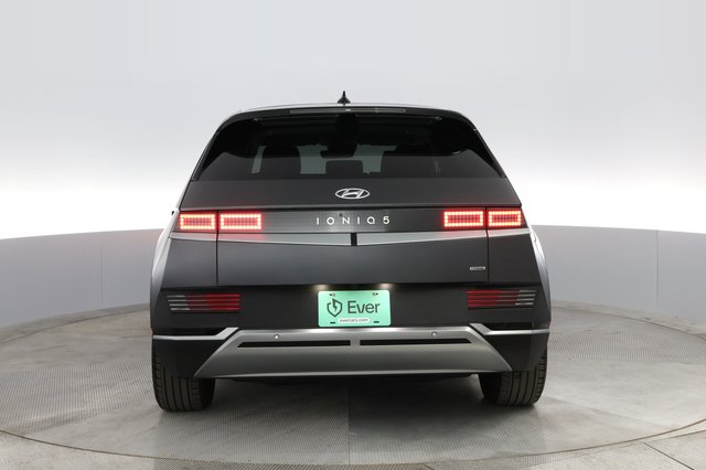 2023 Hyundai IONIQ 5 — photo 11 of 28