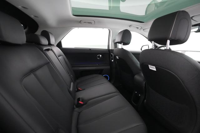 2023 Hyundai IONIQ 5 — photo 4 of 26