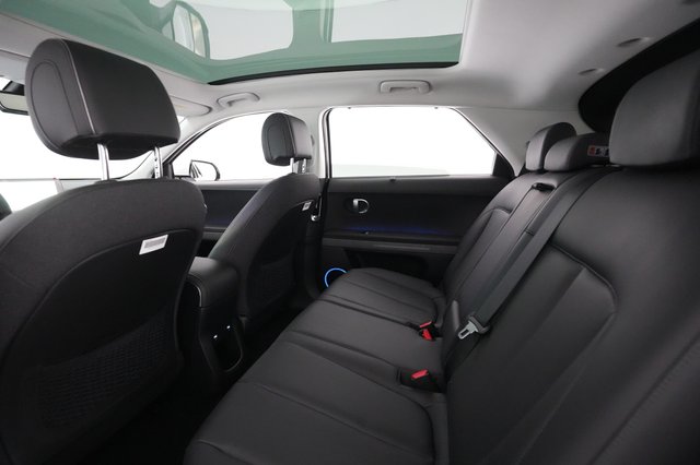 2023 Hyundai IONIQ 5 — photo 17 of 26