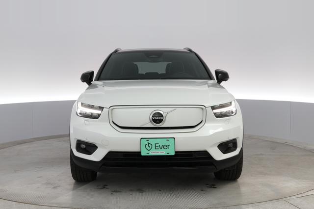 2021 Volvo XC40 Recharge — photo 6 of 30