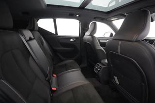 2021 Volvo XC40 Recharge — photo 4 of 30