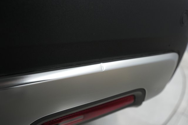 2022 Rivian R1T — photo 30 of 32