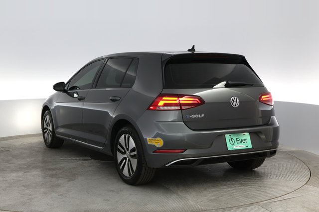 2019 Volkswagen e-Golf — photo 8 of 50