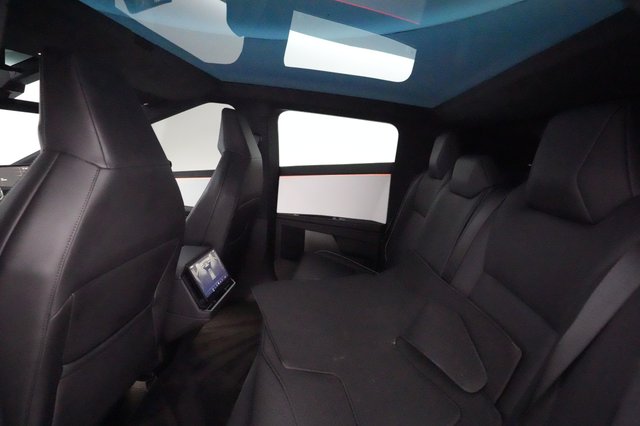 2024 Tesla Cybertruck — photo 20 of 22