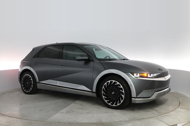 2022 Hyundai IONIQ 5 — photo 7 of 39