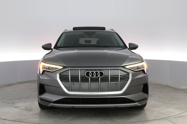 2021 Audi e-tron — photo 5 of 28