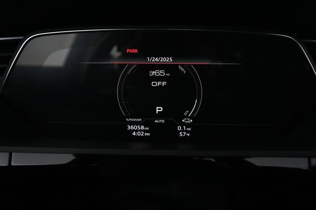 2021 Audi e-tron — photo 4 of 28