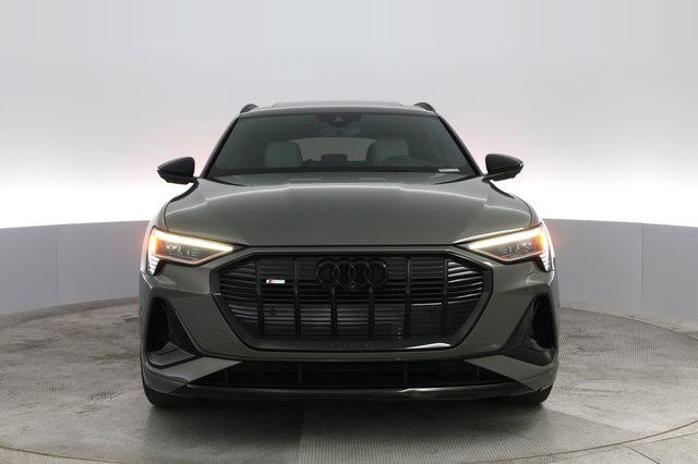 2022 Audi e-tron — photo 6 of 28