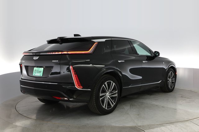 2023 Cadillac LYRIQ — photo 2 of 22