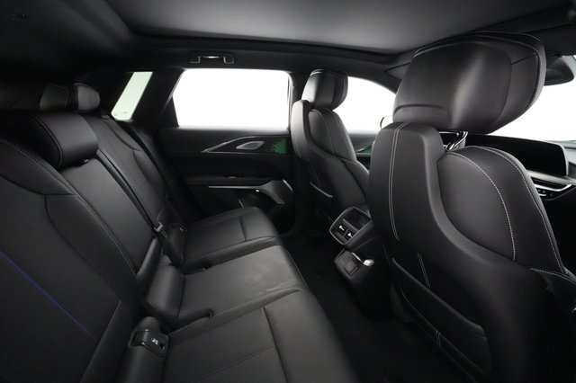 2023 Cadillac LYRIQ — photo 3 of 22