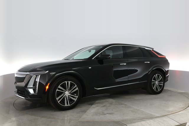 2023 Cadillac LYRIQ — photo 10 of 22