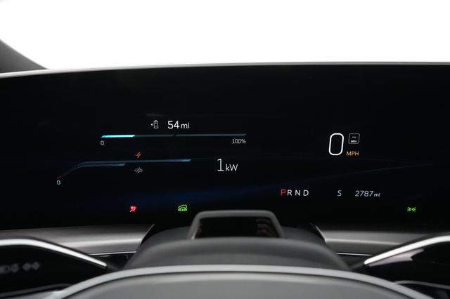 2023 Cadillac LYRIQ — photo 4 of 22