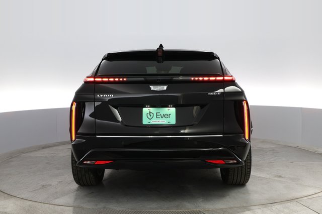 2023 Cadillac LYRIQ — photo 8 of 22