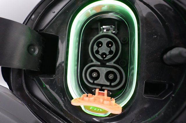 2023 Chevrolet Bolt EUV — photo 19 of 57