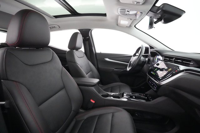2023 Chevrolet Bolt EUV — photo 17 of 57