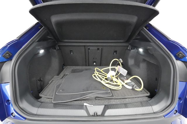 2021 Volkswagen ID.4 — photo 20 of 29