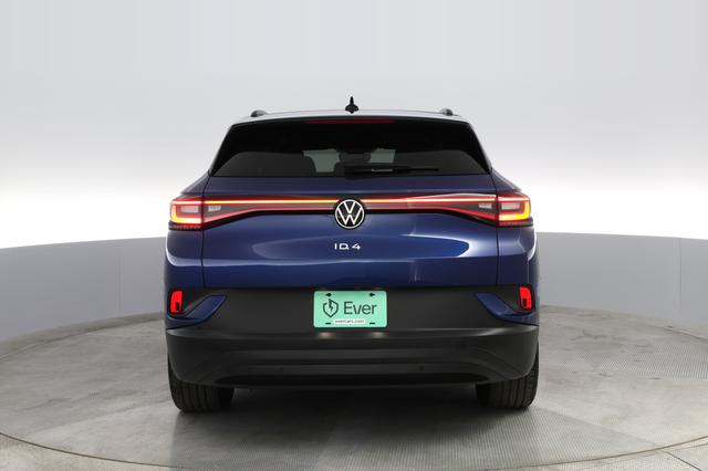2021 Volkswagen ID.4 — photo 8 of 29