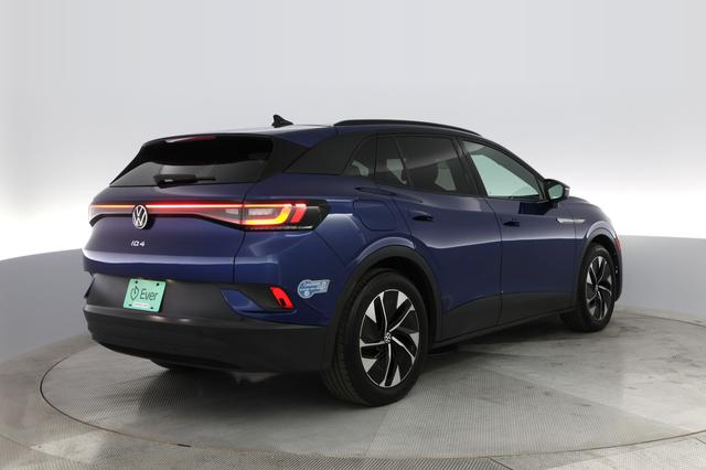 2021 Volkswagen ID.4 — photo 2 of 29