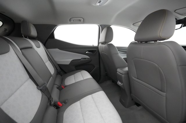2023 Chevrolet Bolt EUV — photo 3 of 24
