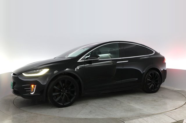2019 Tesla Model X — photo 10 of 27