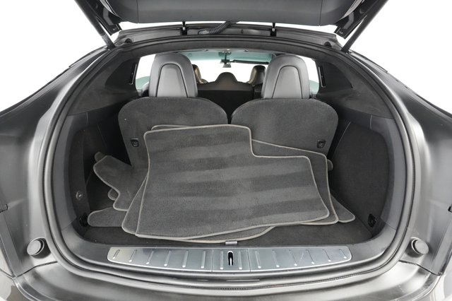 2019 Tesla Model X — photo 20 of 27