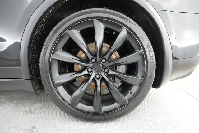 2019 Tesla Model X — photo 12 of 27