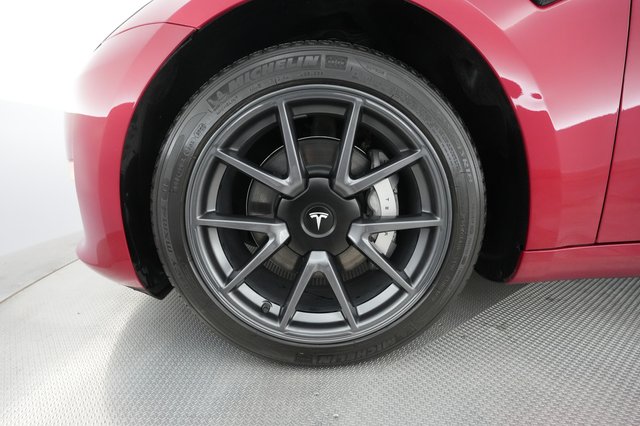 2023 Tesla Model 3 — photo 13 of 30