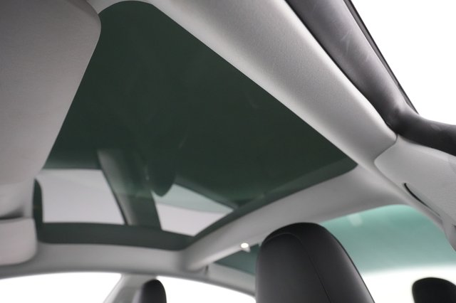 2023 Tesla Model 3 — photo 23 of 30