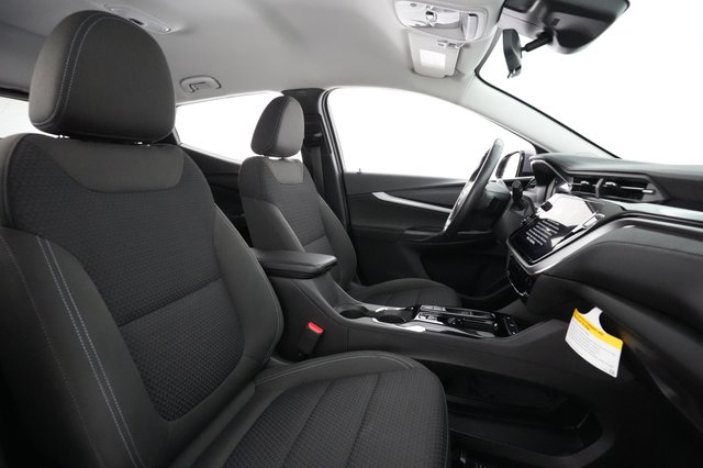 2022 Chevrolet Bolt EUV — photo 17 of 31