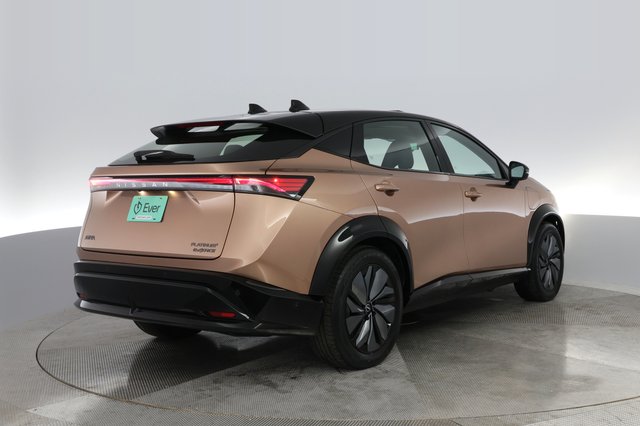2023 Nissan Ariya — photo 2 of 28