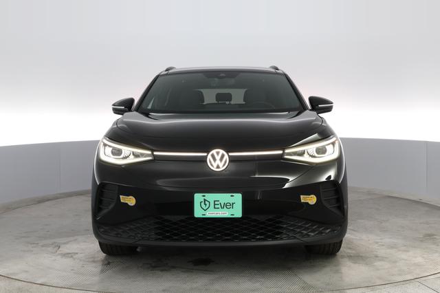 2022 Volkswagen ID.4 — photo 5 of 26
