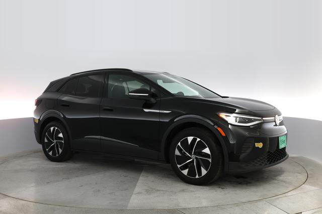 2022 Volkswagen ID.4 — photo 7 of 26