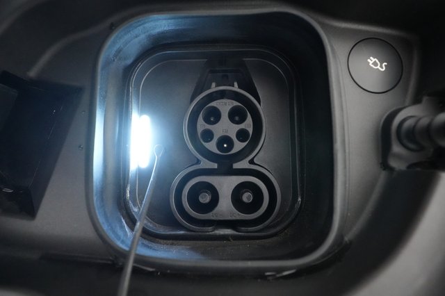 2023 Volvo XC40 Recharge — photo 19 of 46