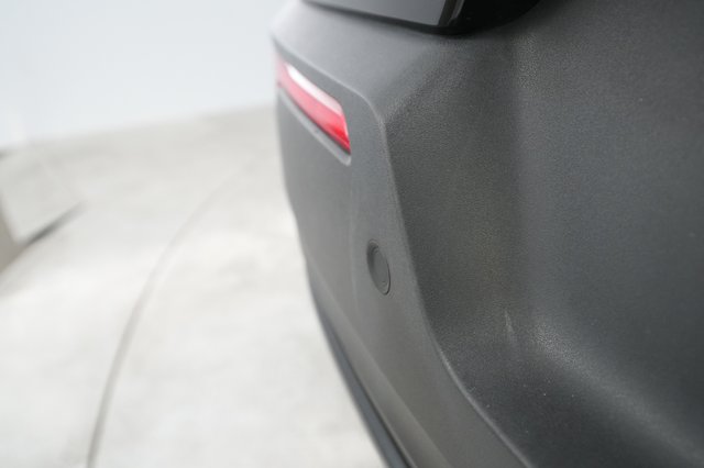 2023 Volvo XC40 Recharge — photo 34 of 46