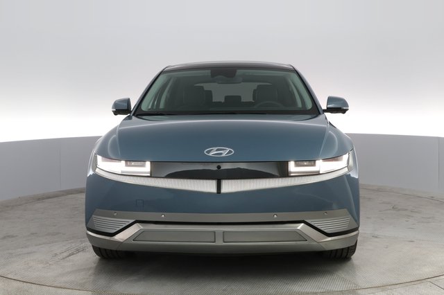 2023 Hyundai IONIQ 5 — photo 5 of 28