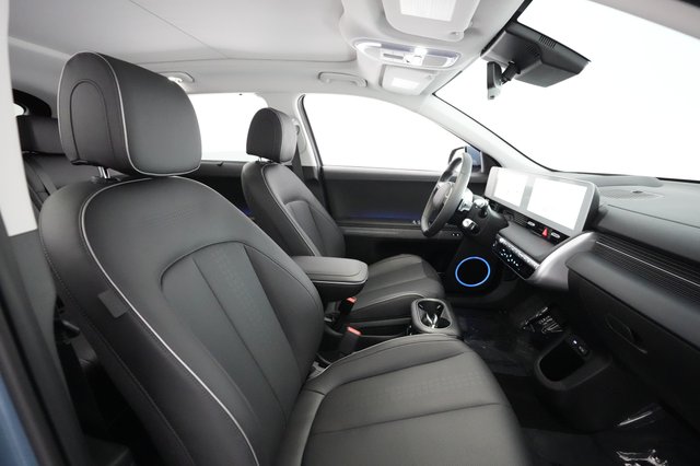 2023 Hyundai IONIQ 5 — photo 17 of 28