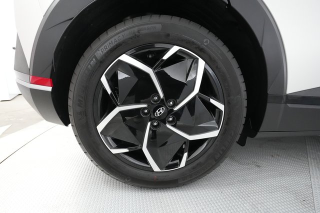2024 Hyundai IONIQ 5 — photo 14 of 23