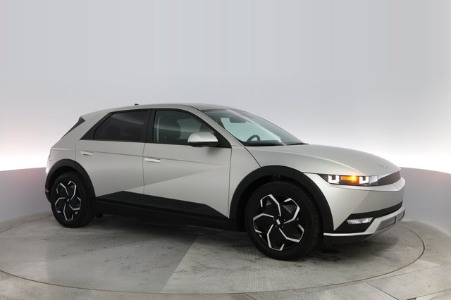 2024 Hyundai IONIQ 5 — photo 7 of 23