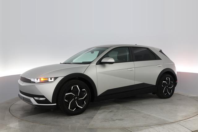 2024 Hyundai IONIQ 5 — photo 10 of 23
