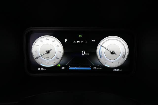 2023 Hyundai Kona — photo 4 of 27